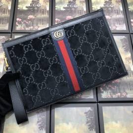 G*u*i gg velvet pouch black
