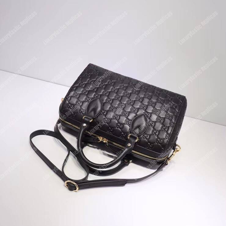 G*u*i signature medium top handle bag black