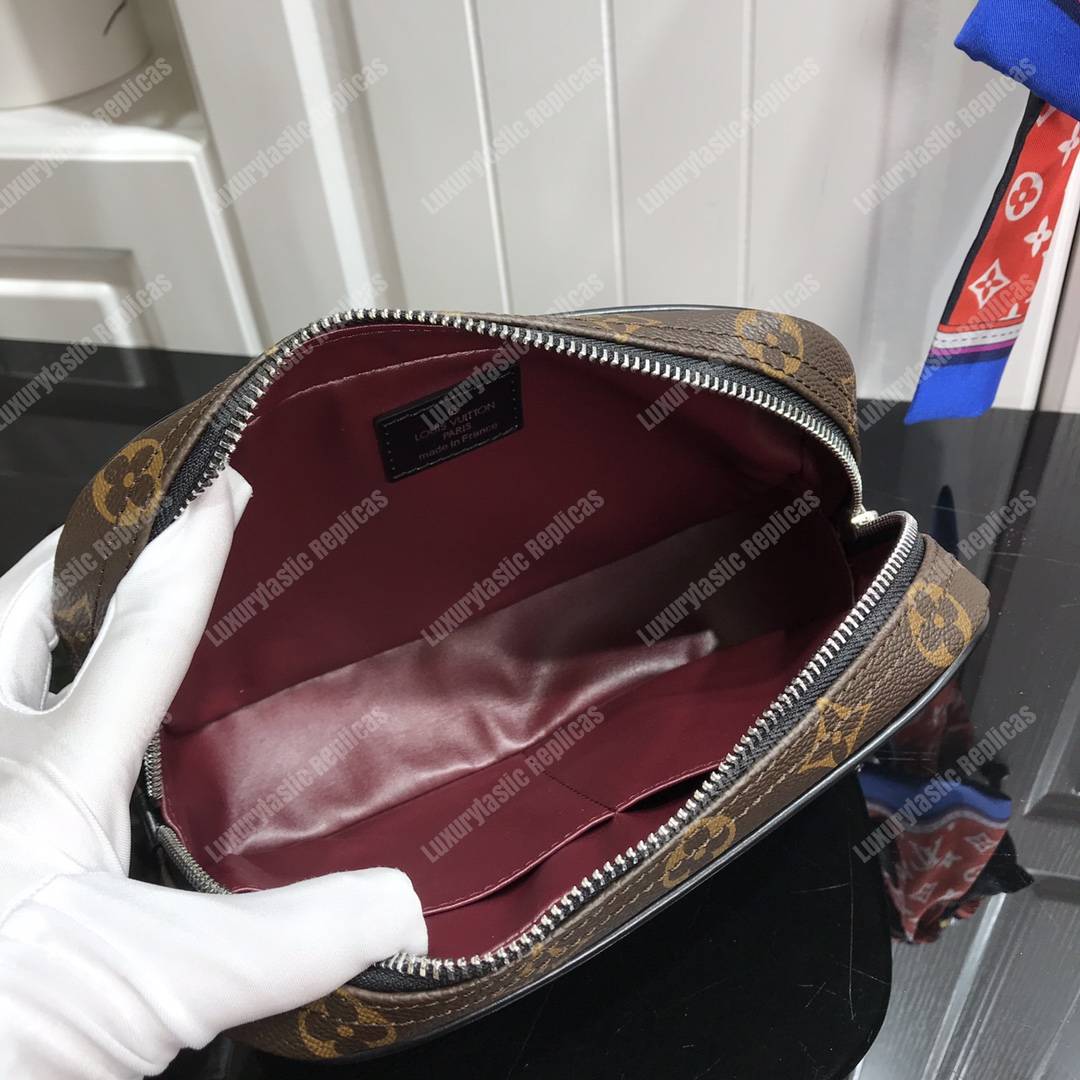 LV Toilet Pouch PM Monogram