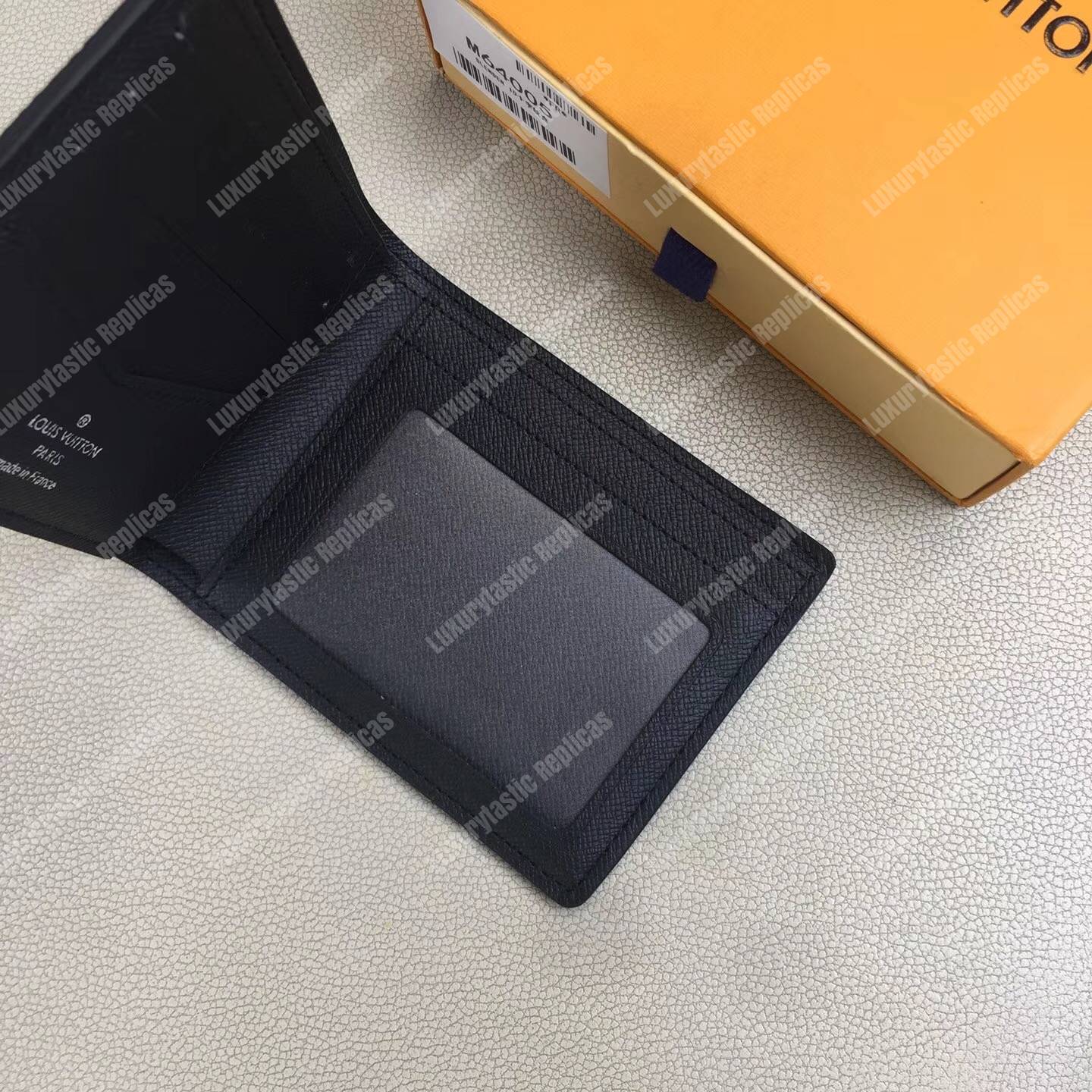 LV Slender ID Wallet Taiga Leather Noir