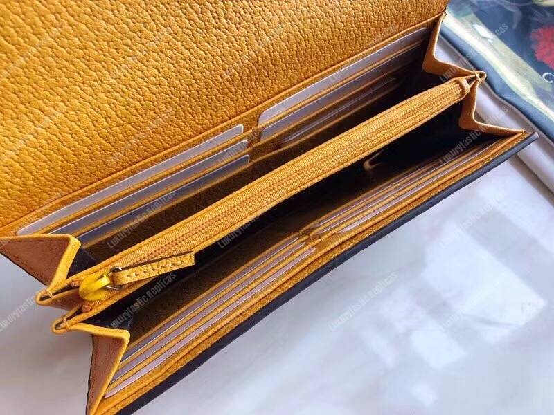 G*u*i neo vintage gg sup*e continental wallet brown