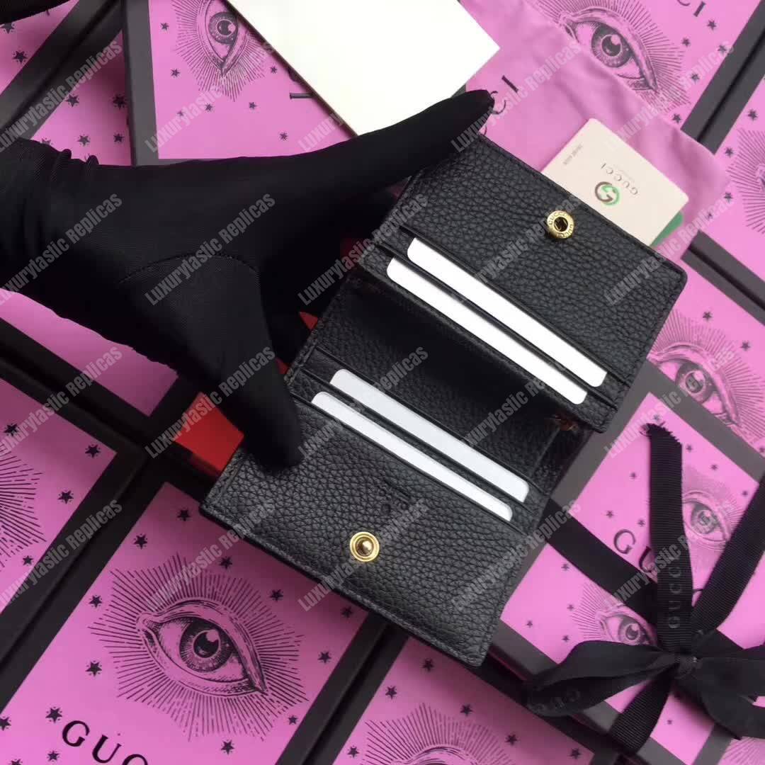 G*u*i animalier card case black with bee