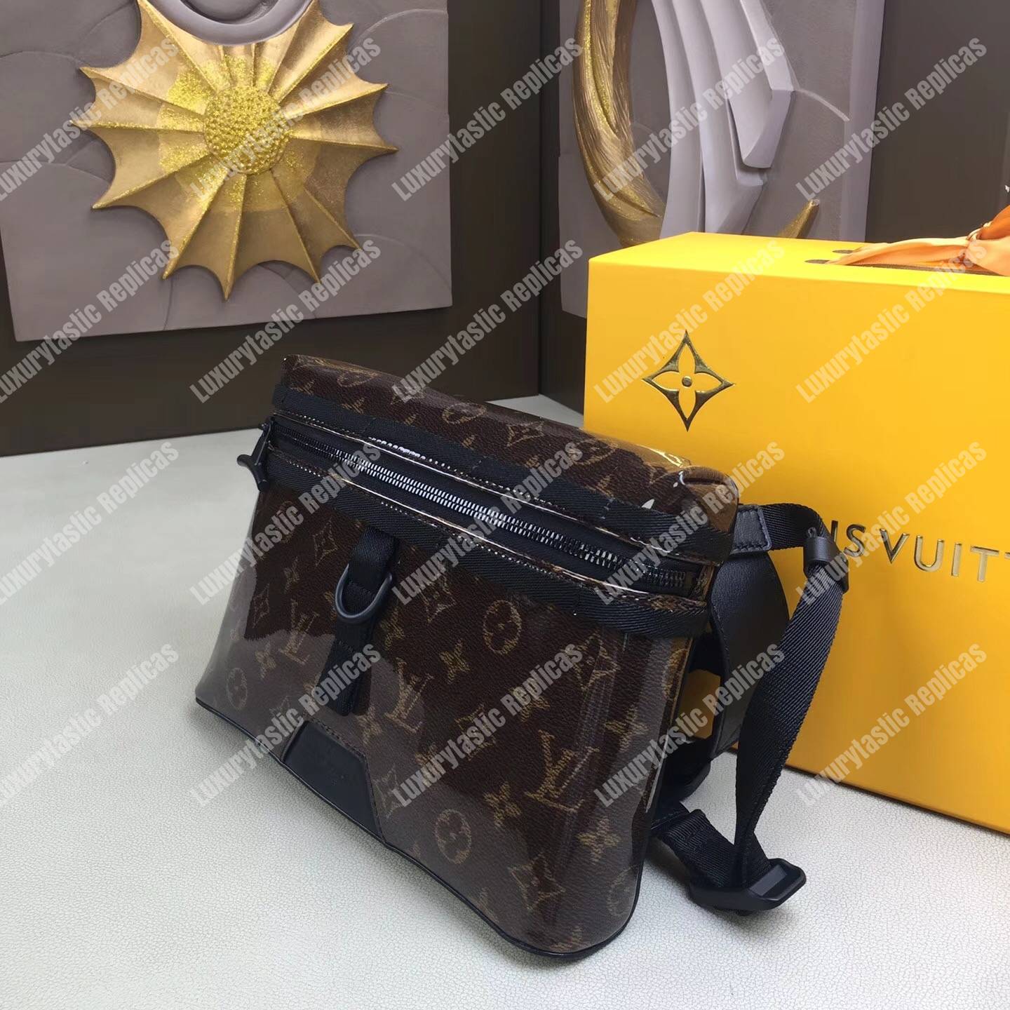 LV Messenger PM Monogram Glaze