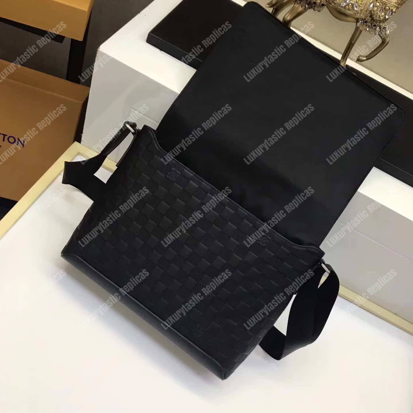 LV District MM Damier Infini Leather Onyx