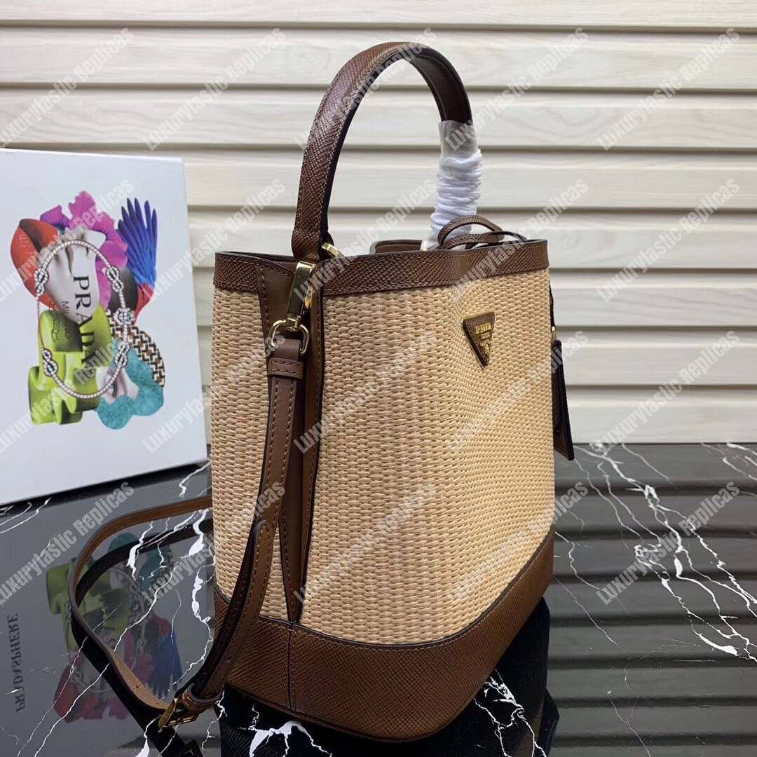 Pra*a panier medium straw bag dark brown