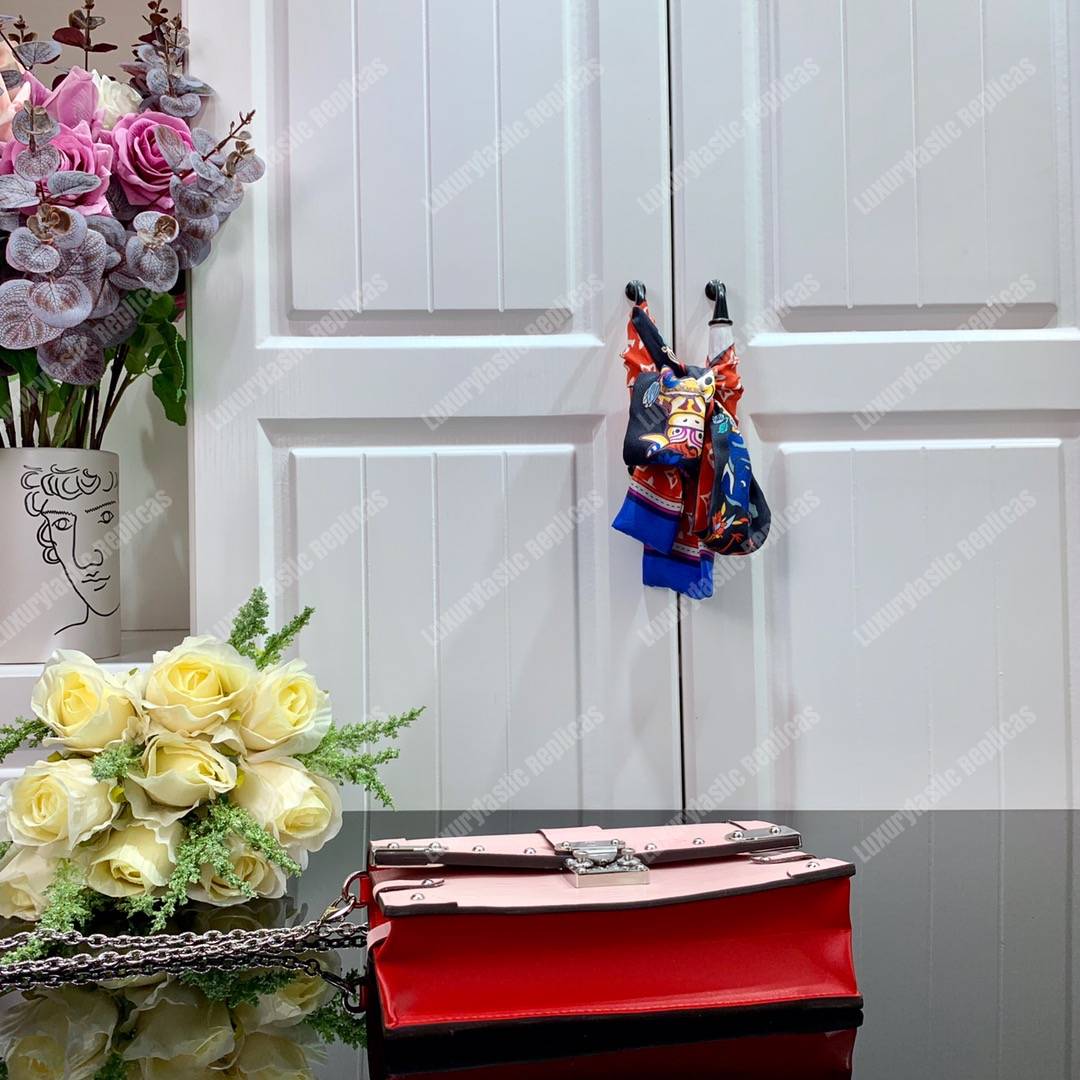 LV Trunk Chain Wallet Rose Ballerine