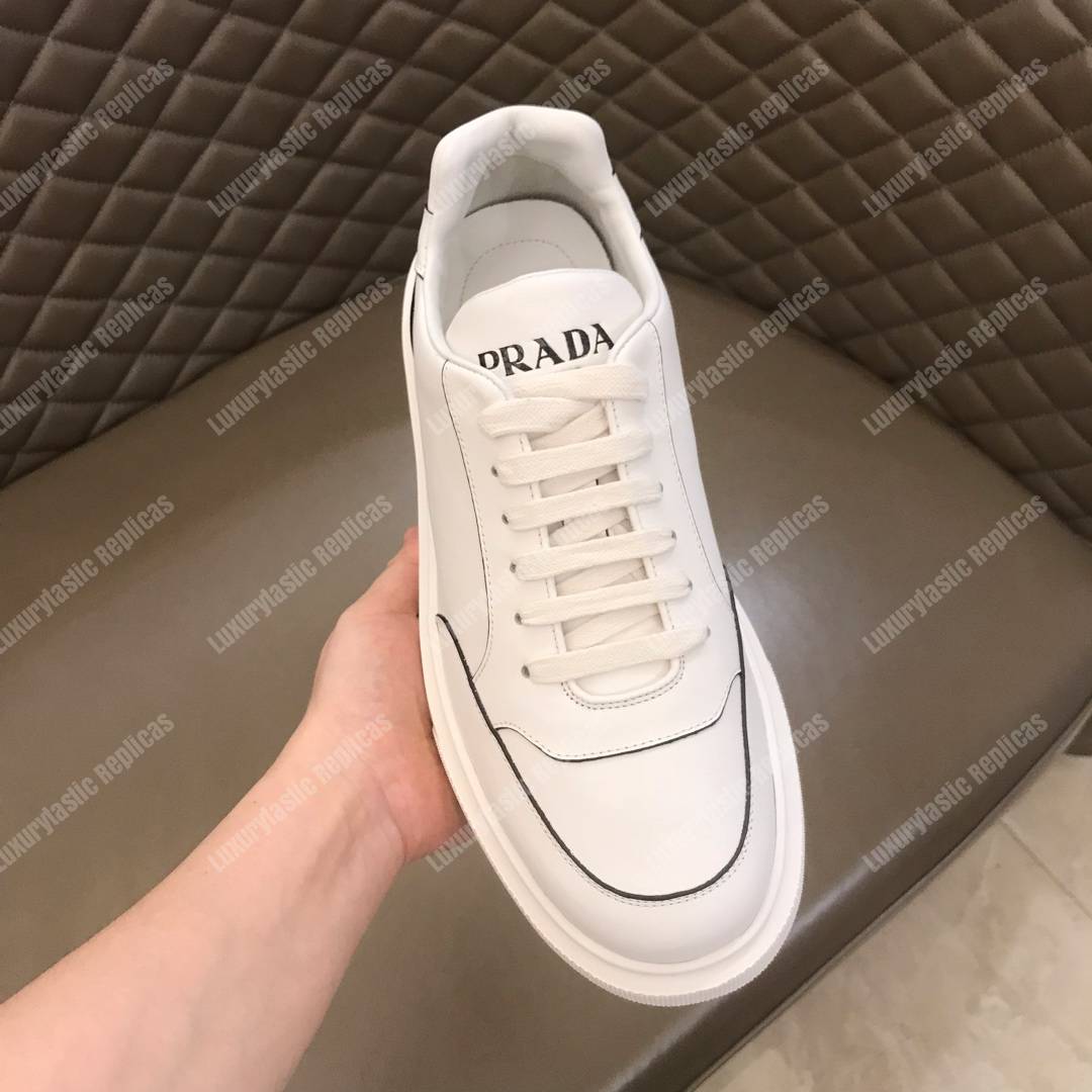 Pra*a leather sneakers white/black linning