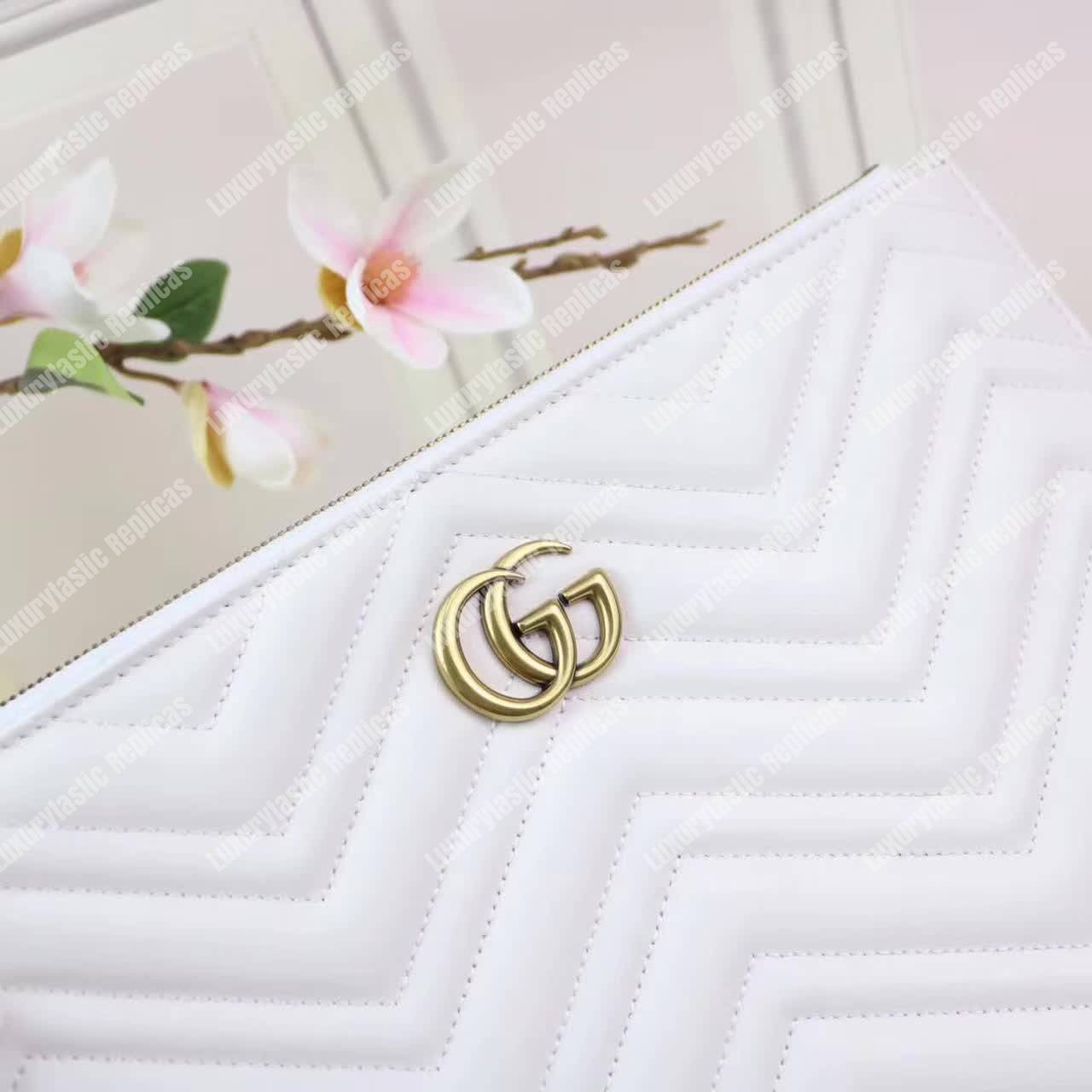 G*u*i gg marmont pouch white