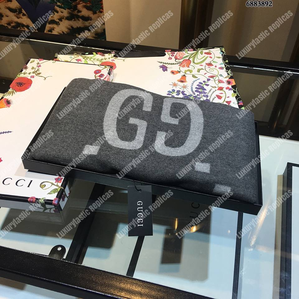 G*u*i gg jacquard wool silk scarf grey