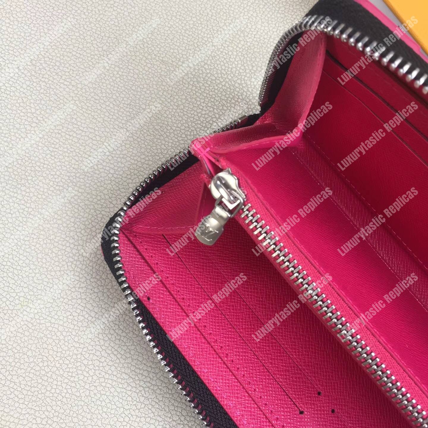 LV Clemence Wallet Noir