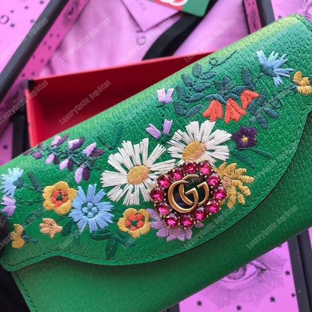 G*u*i embroidered leather continental wallet green