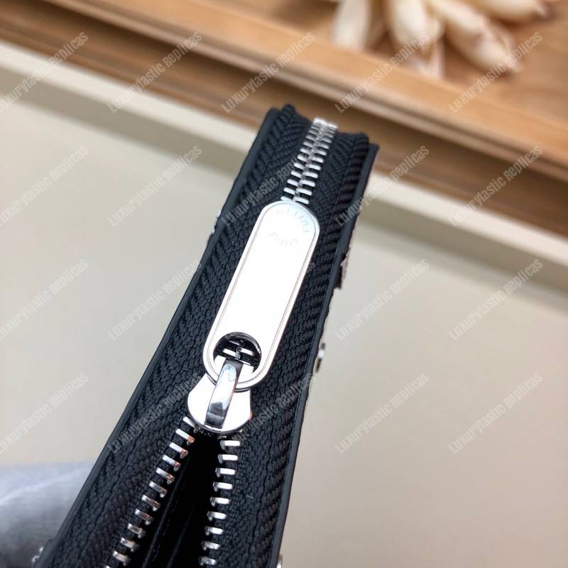 LV Zippy Coin Purse Patent Leather Monogram Black