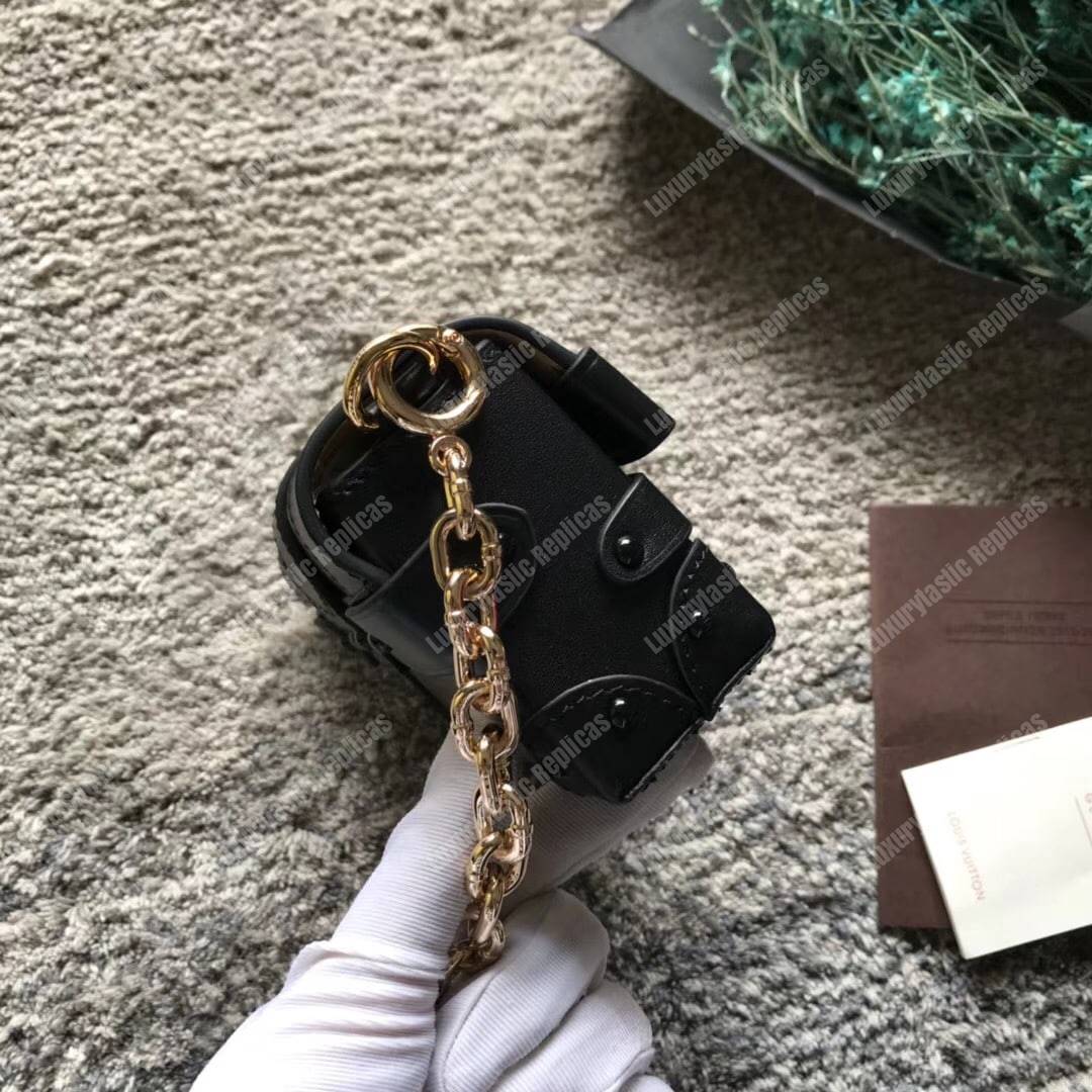 LV Essential Trunk Monogram