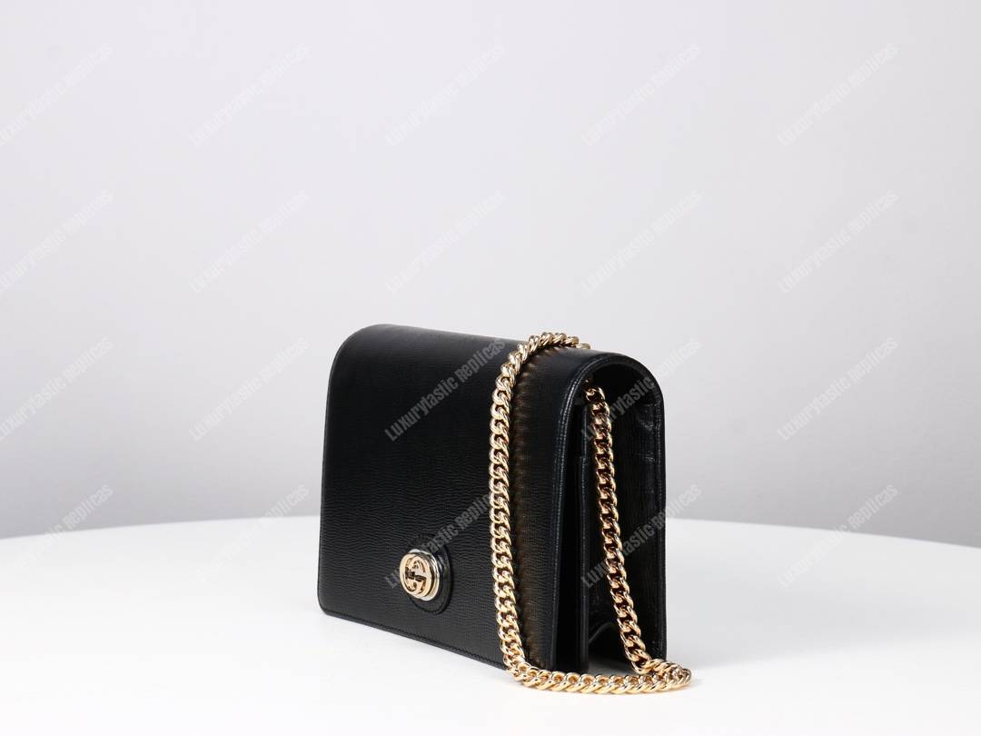 G*u*i leather chain card case wallet black