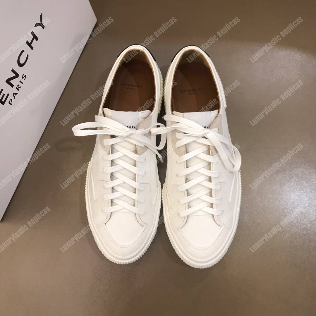 Givenchy Low Sneakers In Leather White