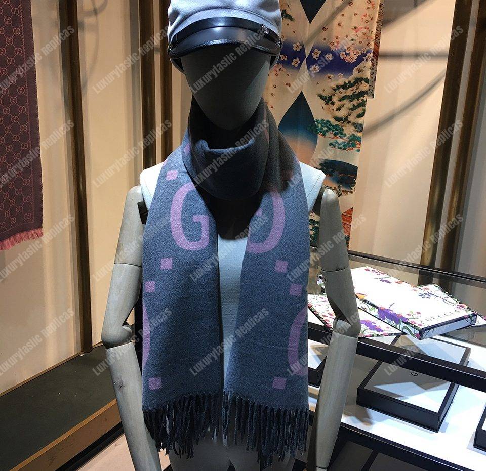 G*u*i gg jacquard wool silk scarf grey & pink