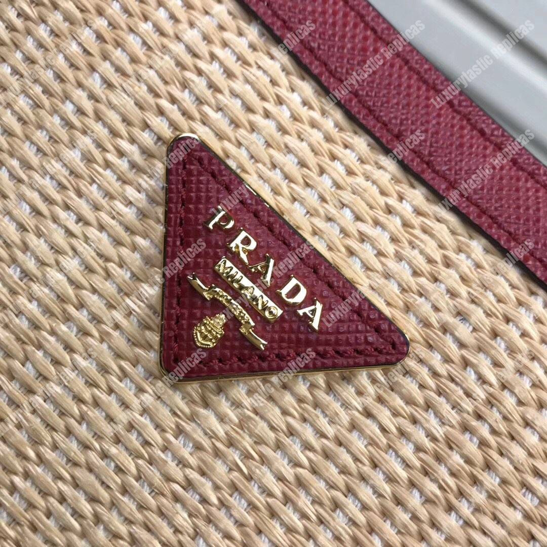 Pra*a panier medium straw bag red