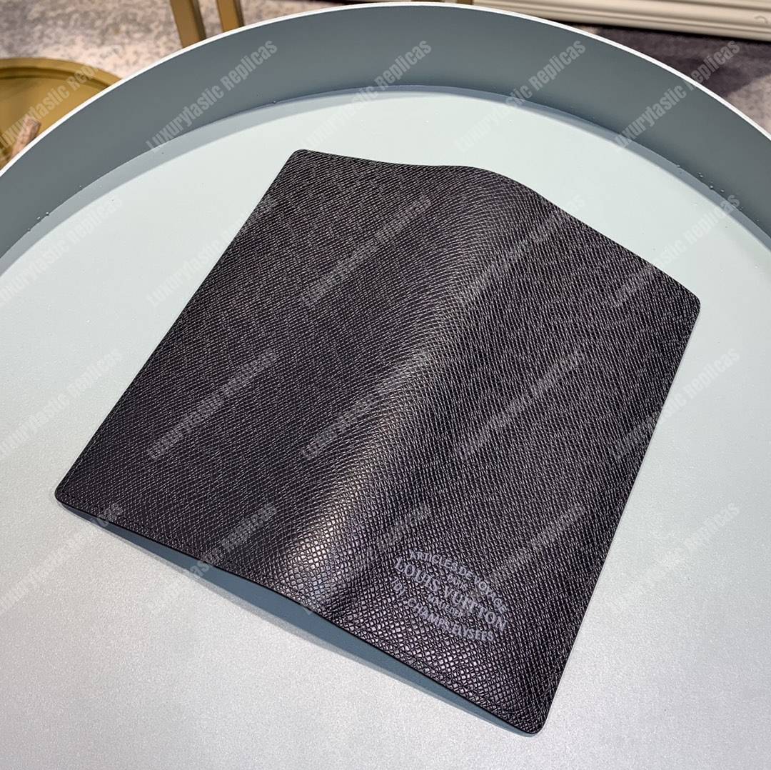 lv brazza taiga articles de voyage l**is V*t*n malletier wallet noir