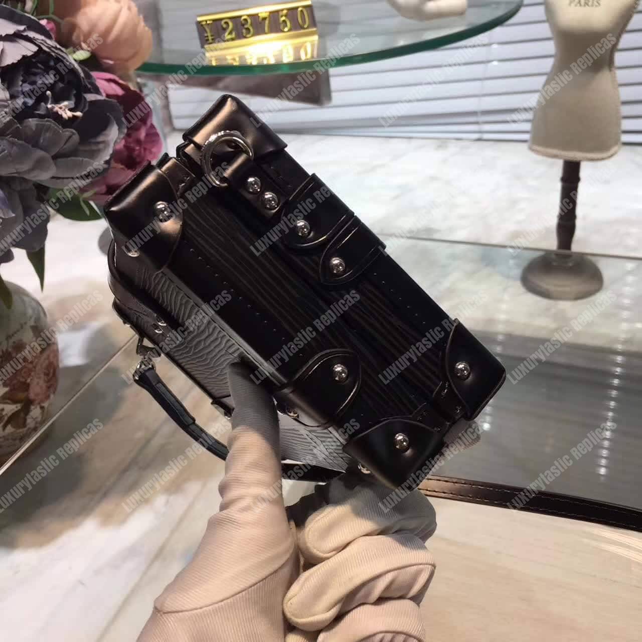 L**is vu*t*on x sup*e petite malle limited edition black