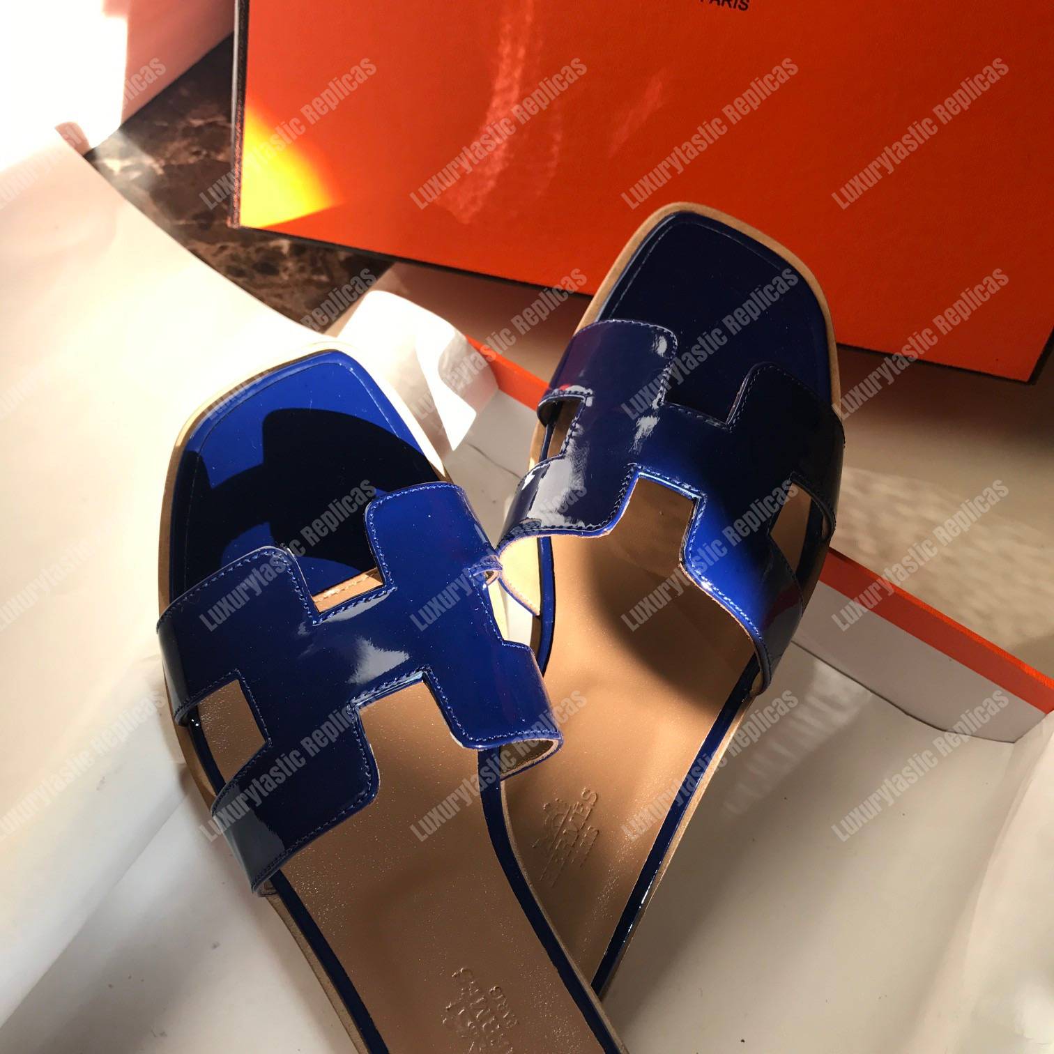 H**mes oran sandal patent leather blue