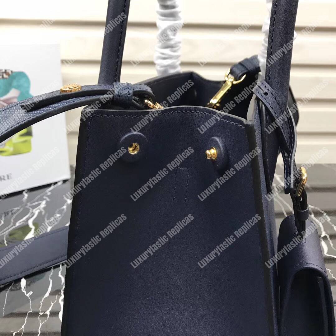 Pra*a monochrome saffiano leather bag dark blue