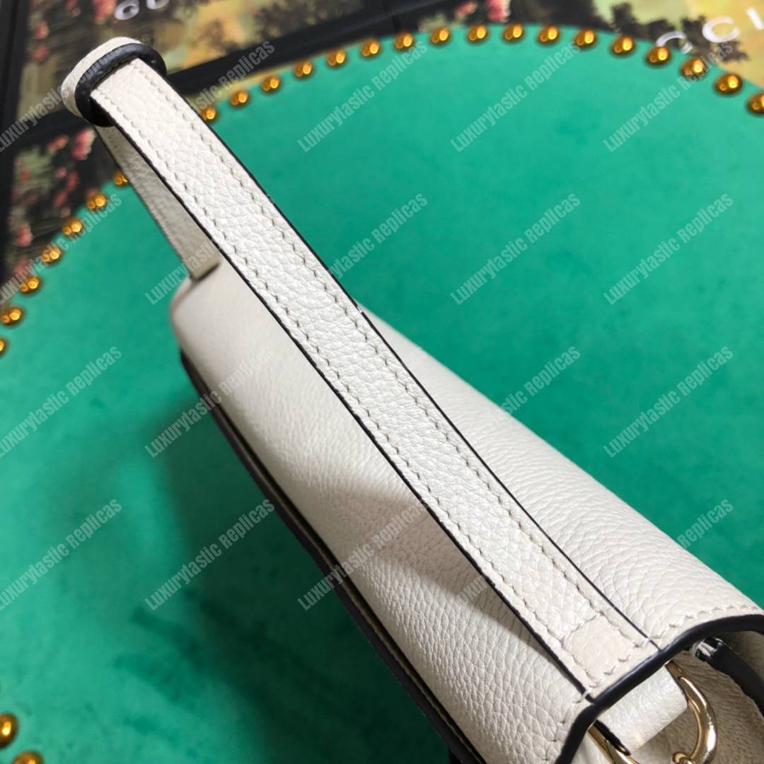 G*u*i zumi white smooth leather small shoulder bag