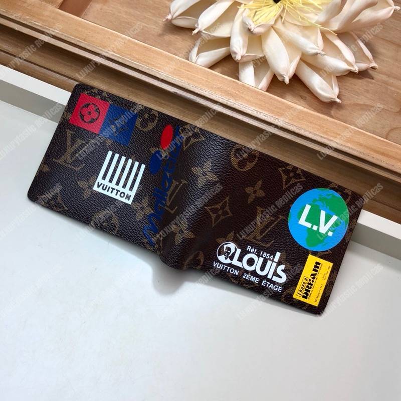 LV Multiple Wallet Monogram Marron