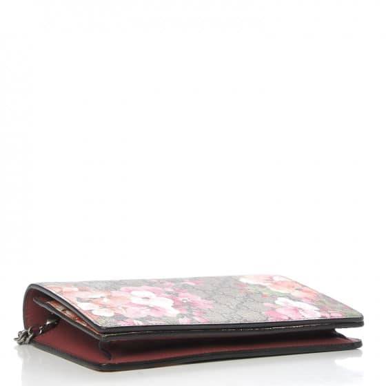G*u*i gg sup*e blooms chain wallet antique rose