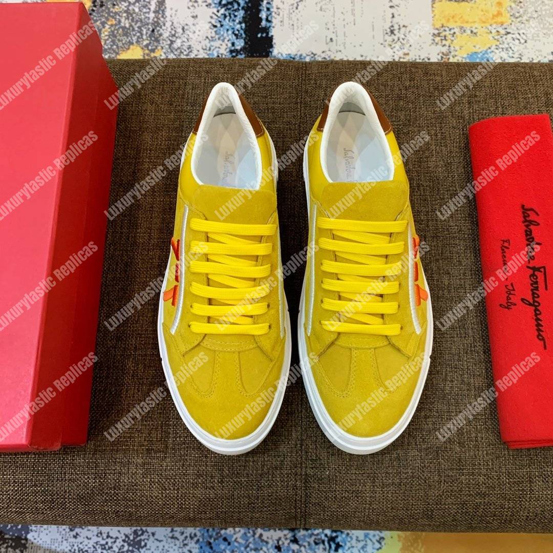 Salvatore Ferragamo Gancini Sneaker Straw/Sella
