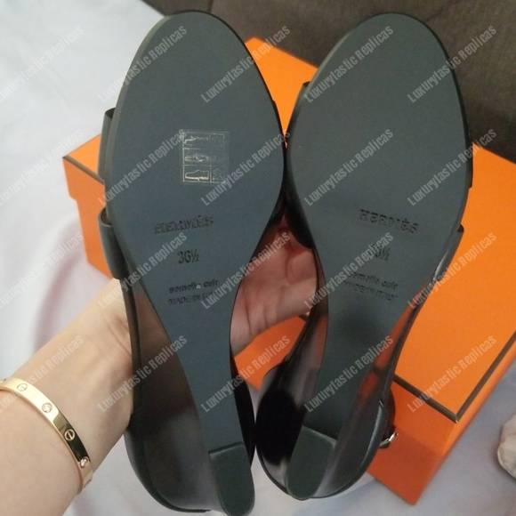 H**mes legend sandal black