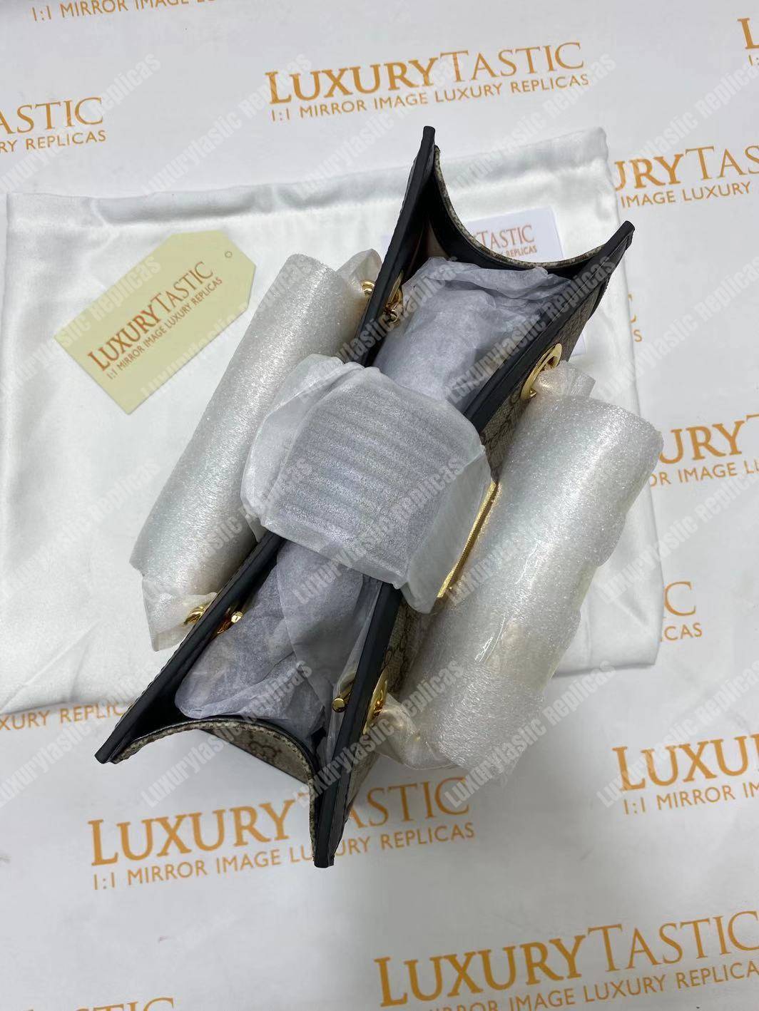 G*u*i padlock medium gg shoulder beige/ebony black