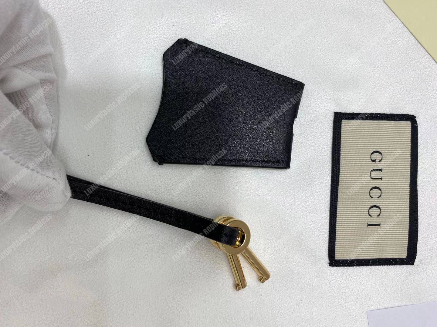 G*u*i padlock medium gg shoulder beige/ebony black