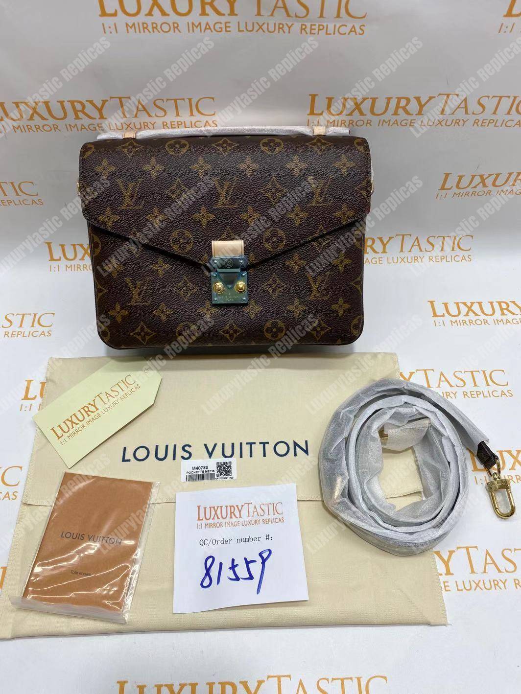 LV Pochette Metis Monogram