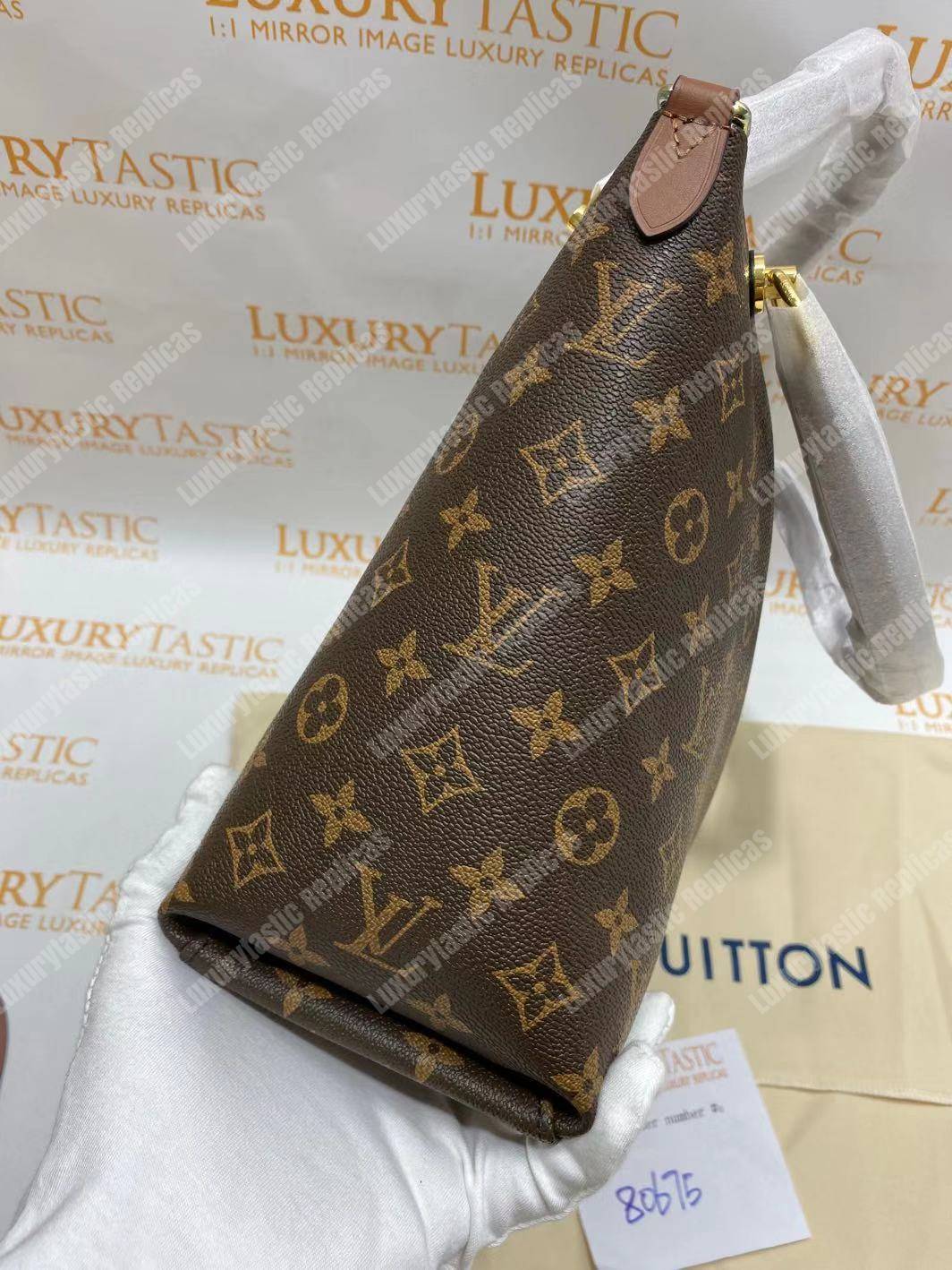 LV V Tote MM Monogram Noir