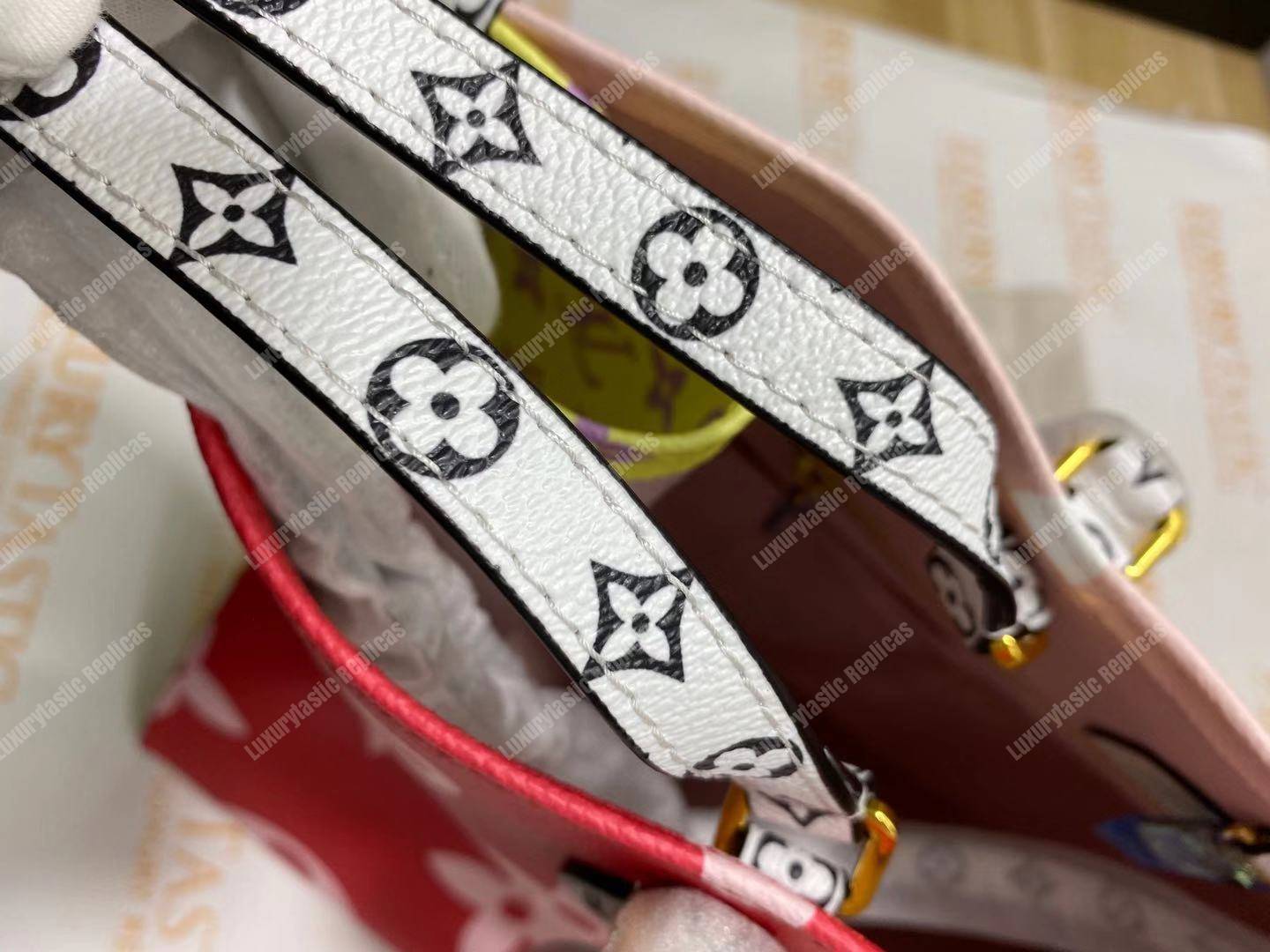 LV Onthego Monogram Toron Handle Rouge Tote Bag GM