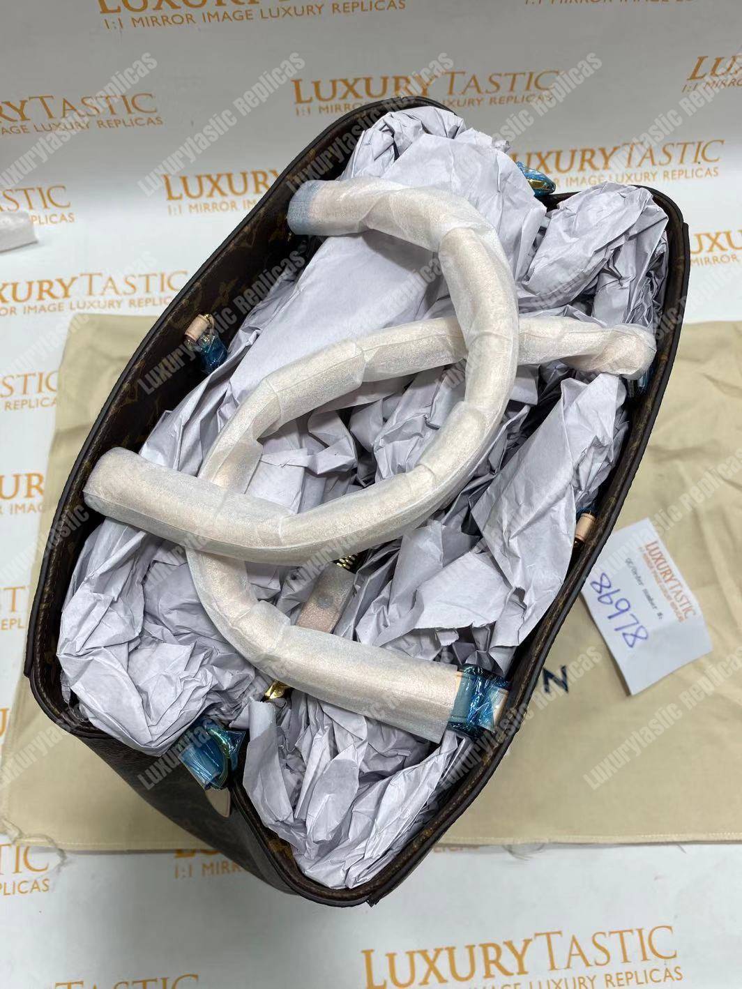 LV Fall Montaigne GM Monogram Handbag