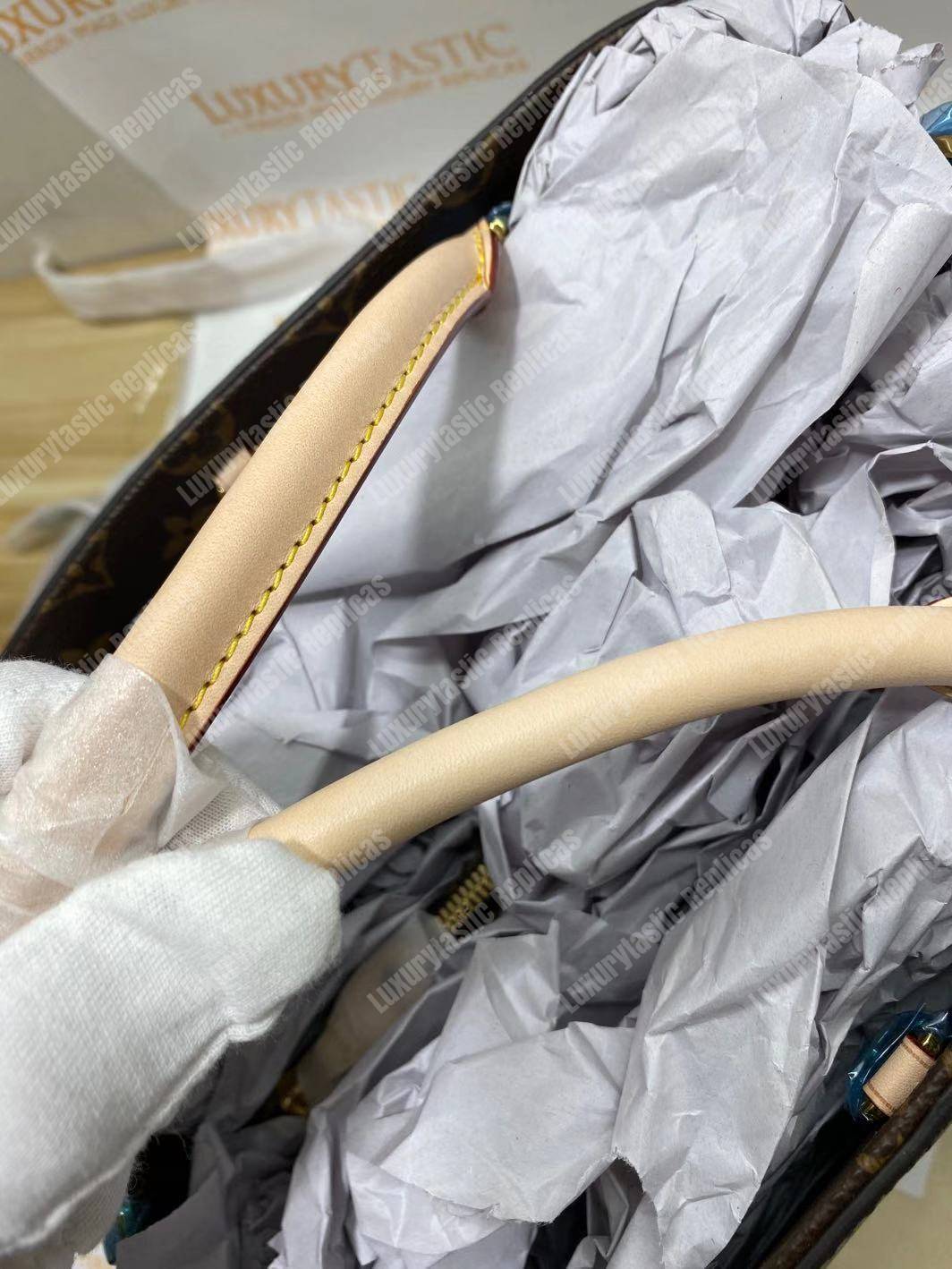 LV Fall Montaigne GM Monogram Handbag