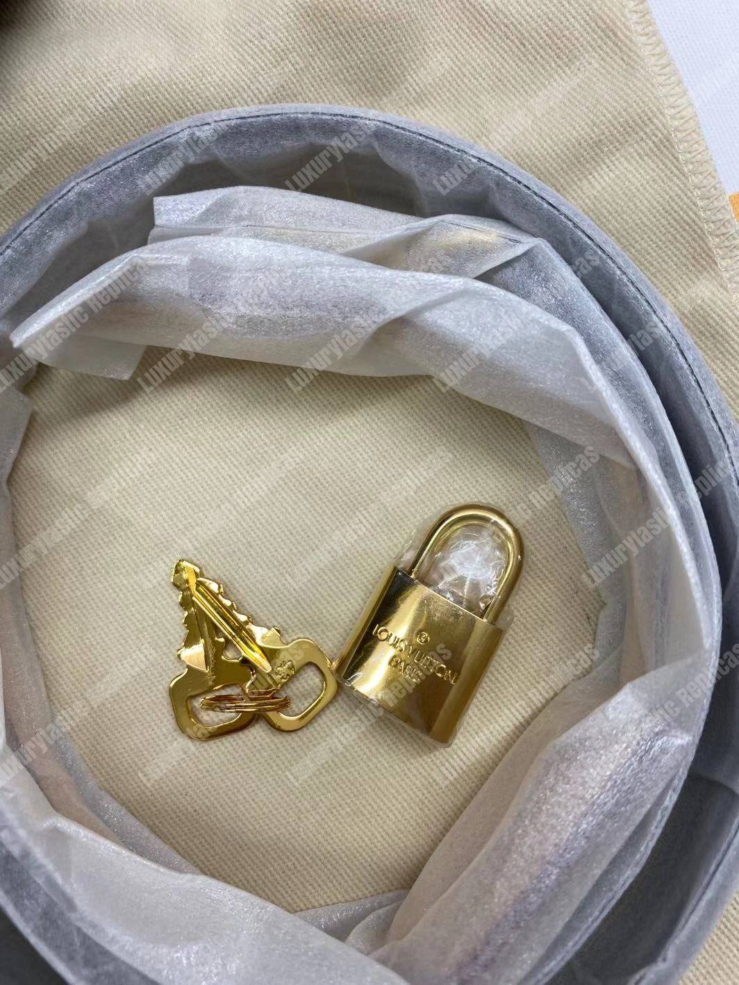 LV Montaigne MM Monogram Handbag