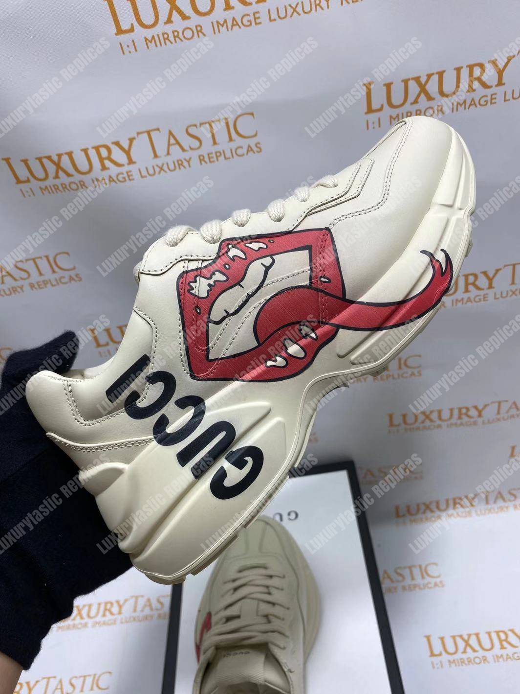 G*u*i rhyton sneaker with mouth print
