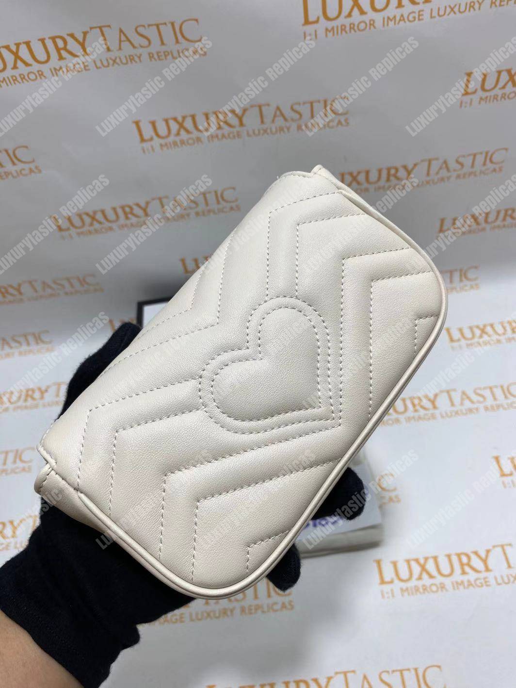 G*u*i gg marmont matelassé super mini bag white