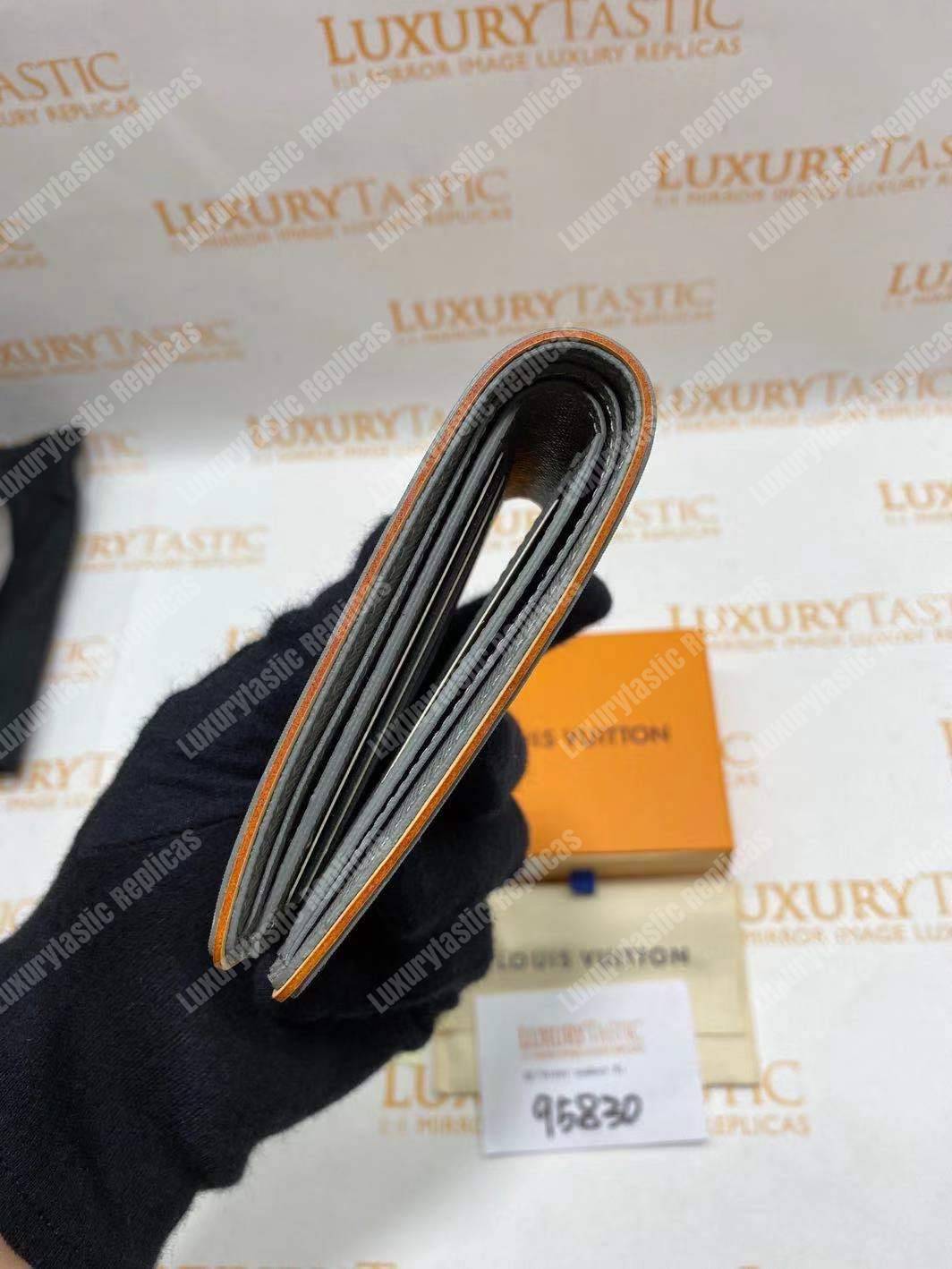 LV Fall-Winter 2018 Multiple Wallet Monogram Titanium