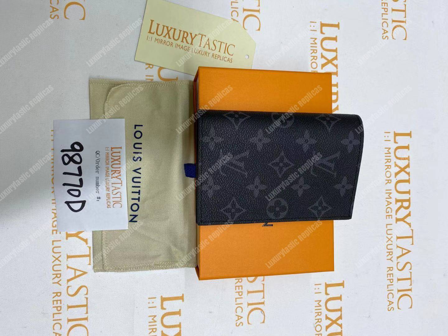 LV Passport Cover Monogram Eclipse