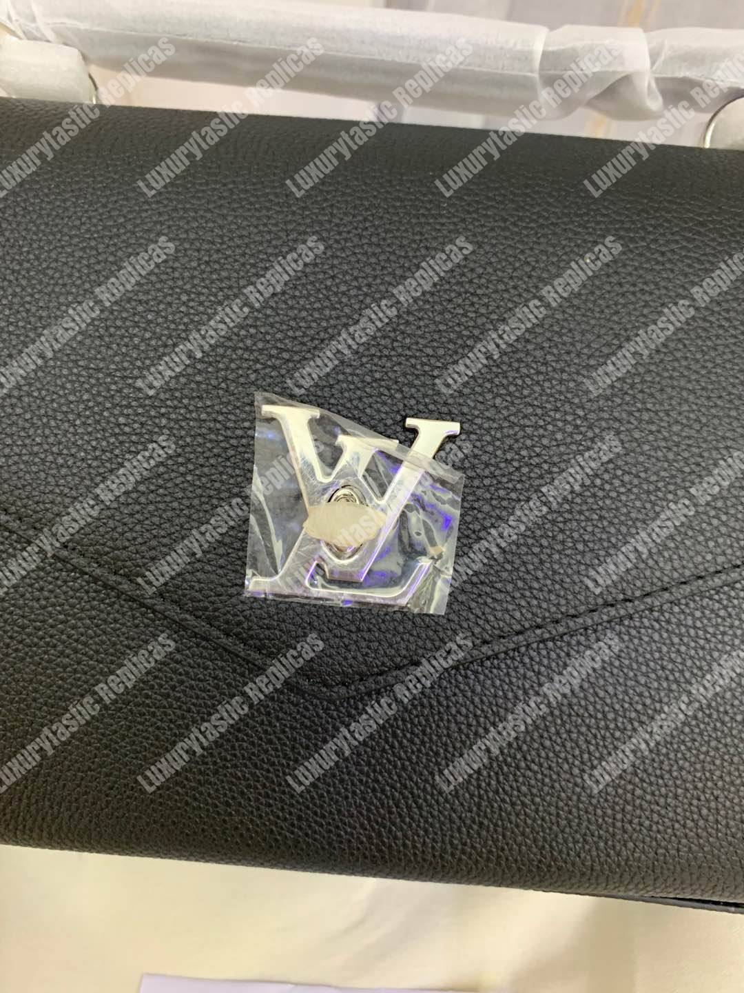 LV MyLockme Handbag Noir