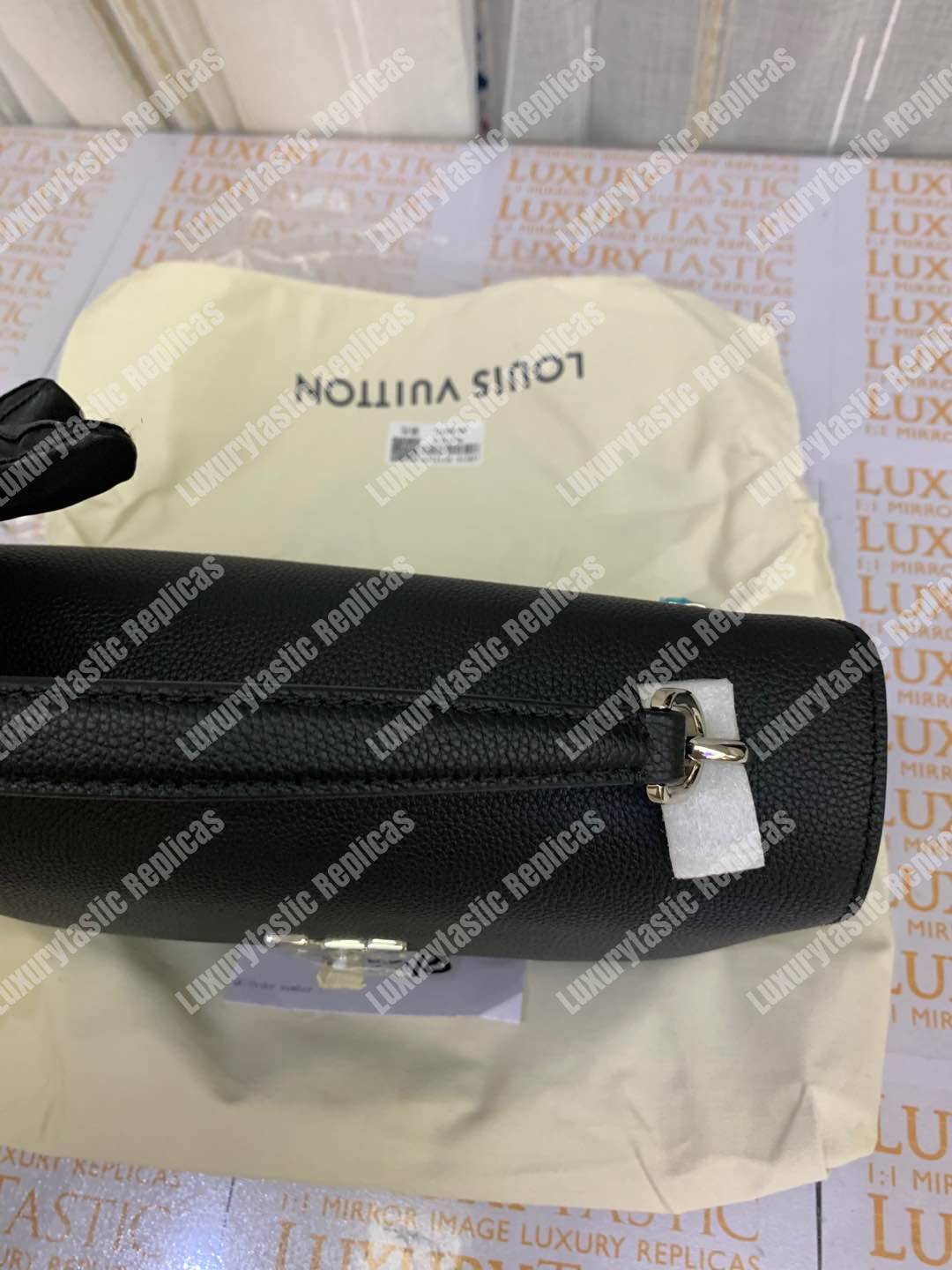 LV MyLockme Handbag Noir