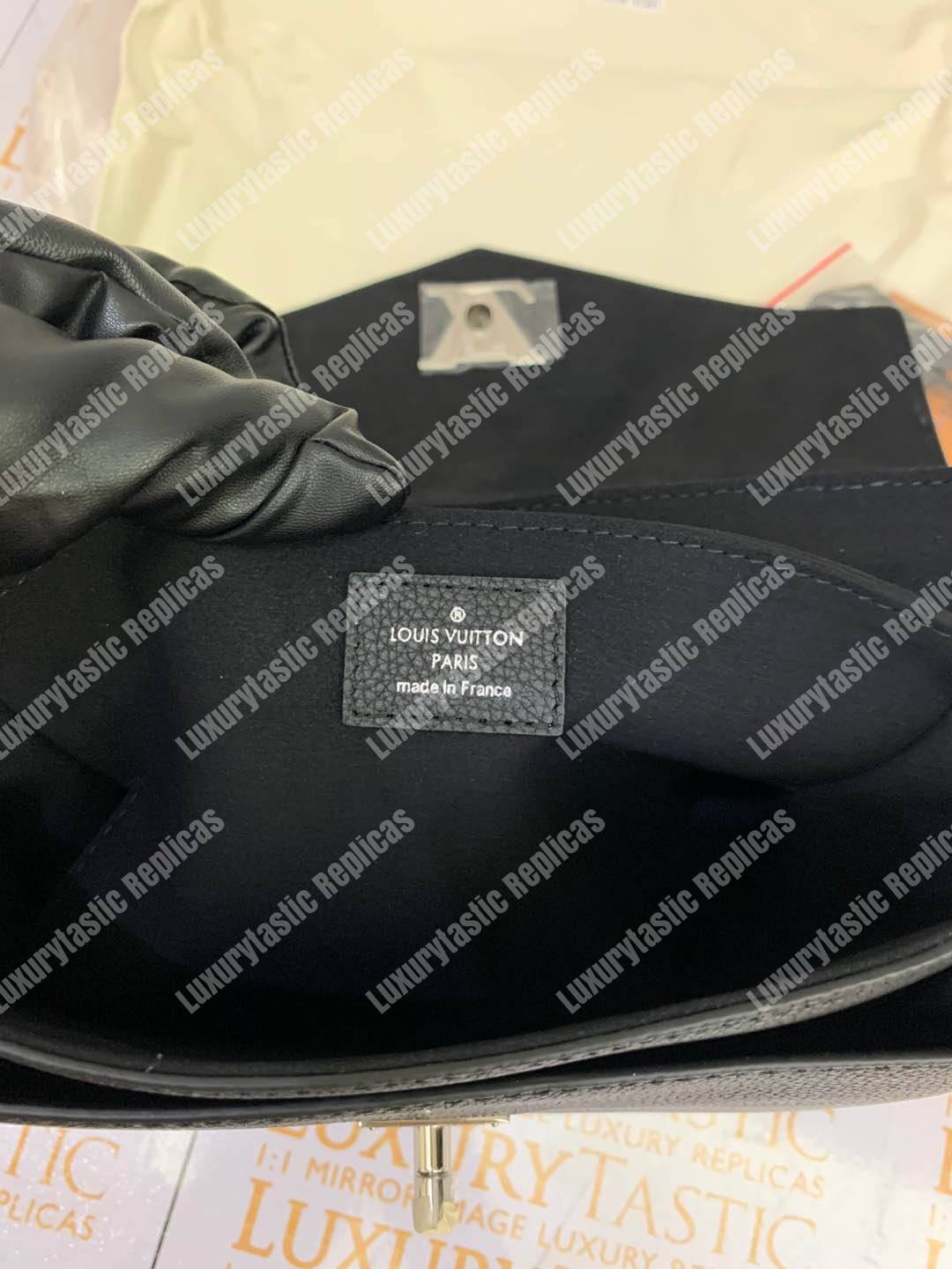LV MyLockme Handbag Noir