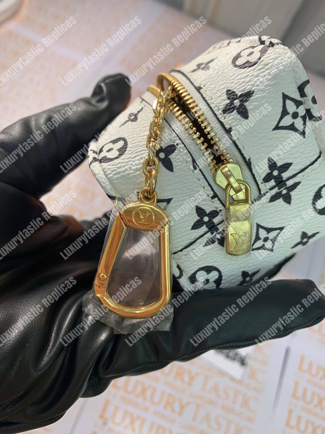 LV Porte Monnaie Cube Summer 2019 Red