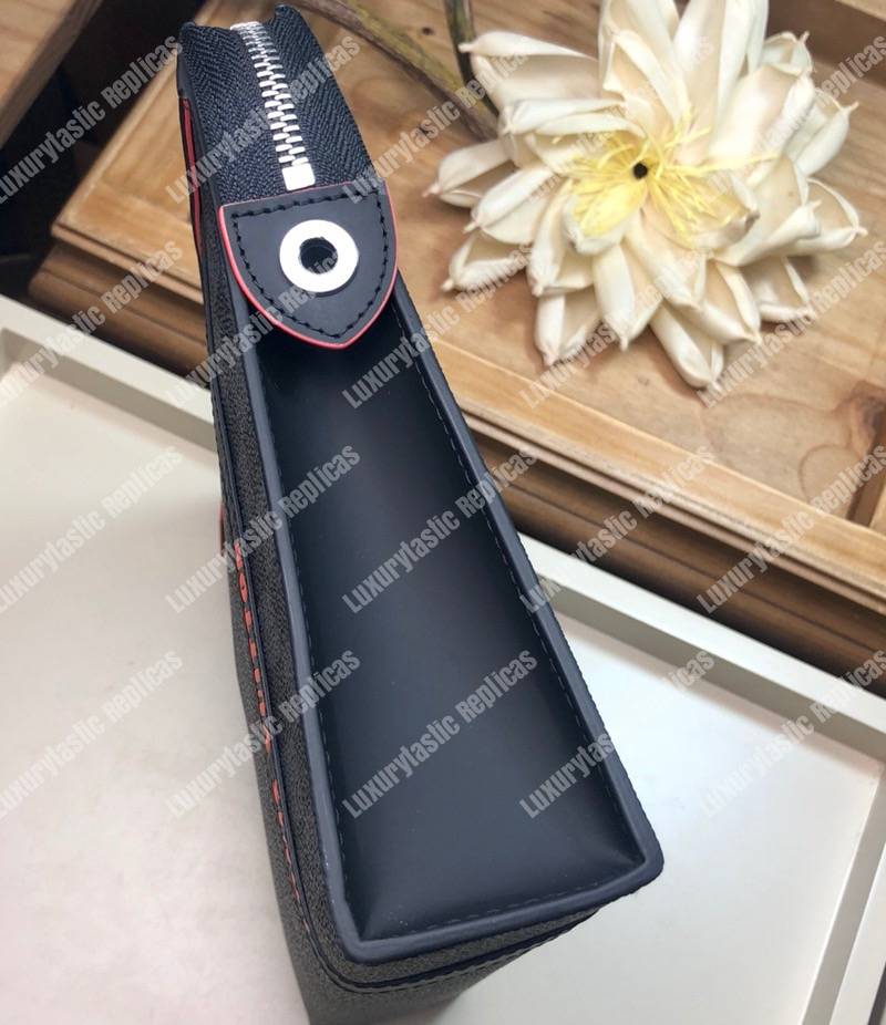 LV Damier Cobalt Race Pochette Voyage MM