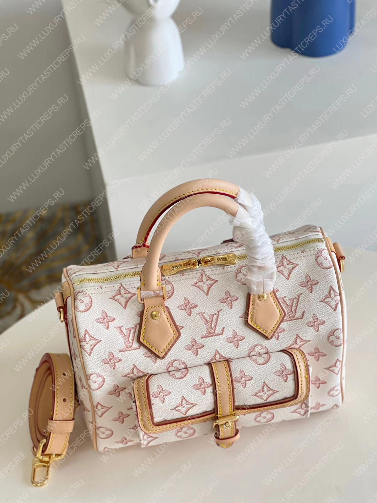 l**is V*t*n speedy bandouliÈre 25 beige m20919