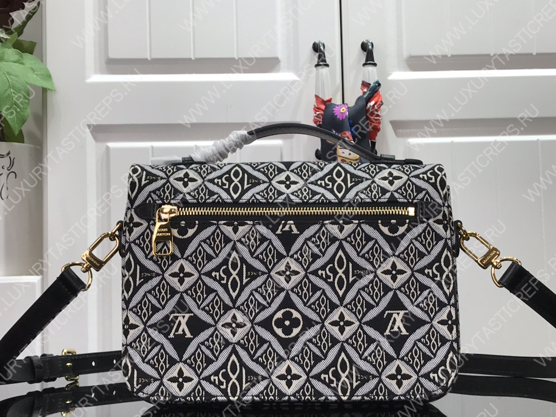 l**is V*t*n lv pochette mÉtis grey m57272