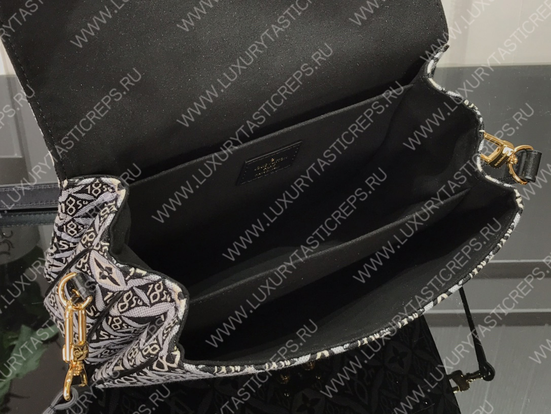 l**is V*t*n lv pochette mÉtis grey m57272